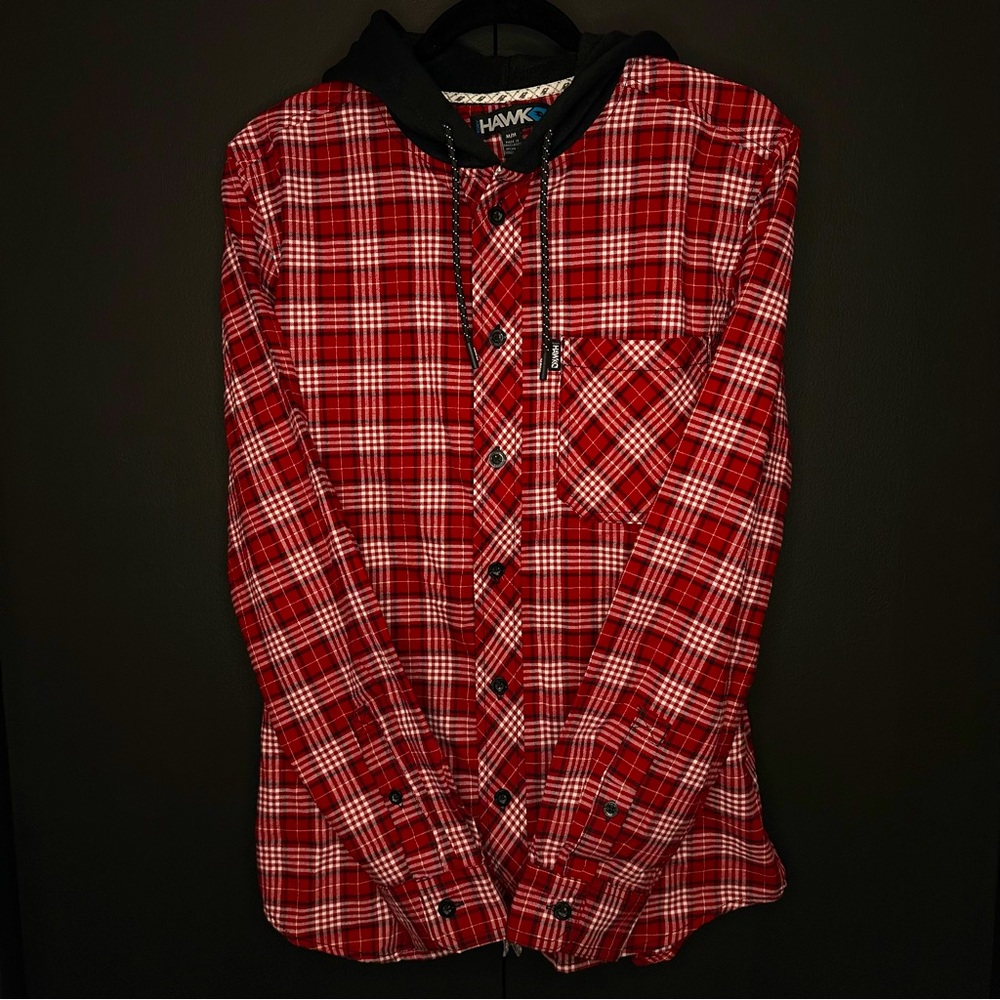 Hawk Red Plaid Hooded Shirt Size Medium NWT